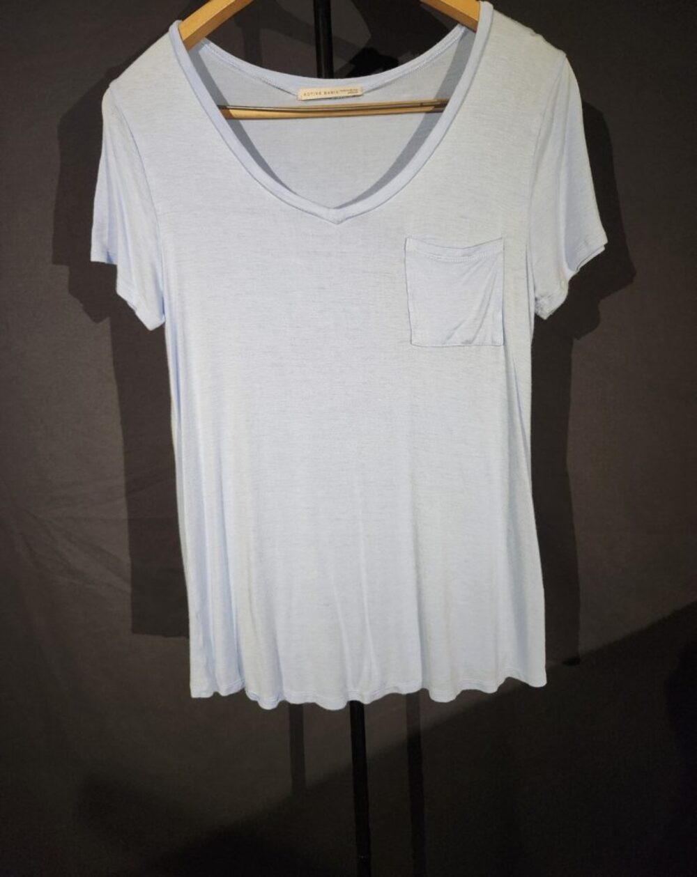 Active Basic Women’s M Light Blue V-Neck Super Soft Pocket T-Shirt 0120
